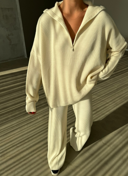 BEJ FERMUARLI TRİKO TAKIM