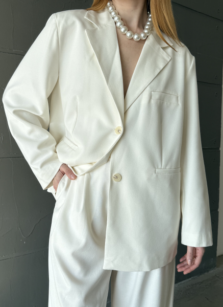 BEYAZ OVERSİZE BLAZER