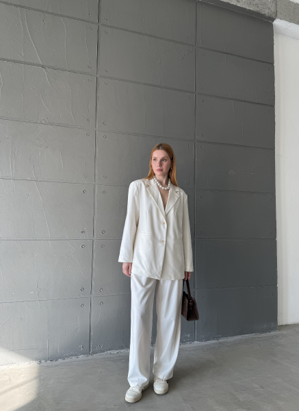 BEYAZ OVERSİZE BLAZER