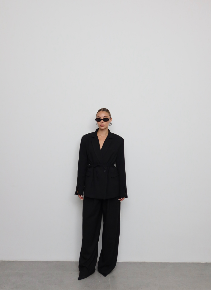 SİYAH BAĞLAMALI BLAZER