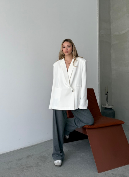 BEYAZ KREP BLAZER