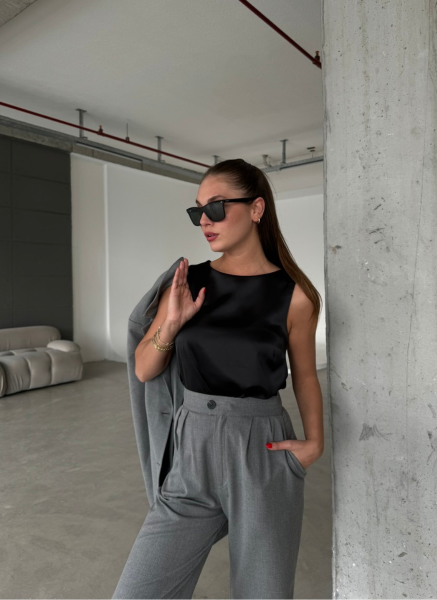 SİYAH SATEN HALTER YAKA