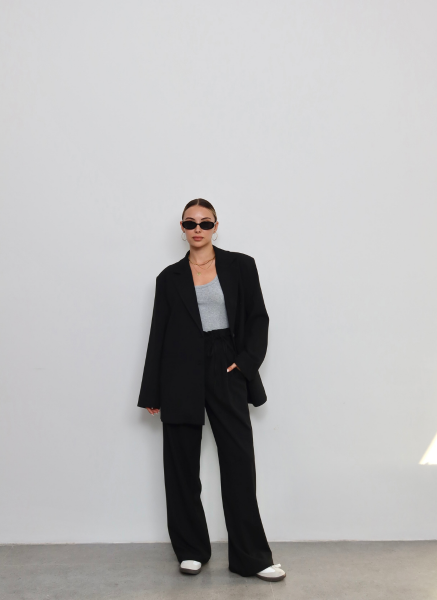 SİYAH BELDEN BAĞLAMALI PANTOLON