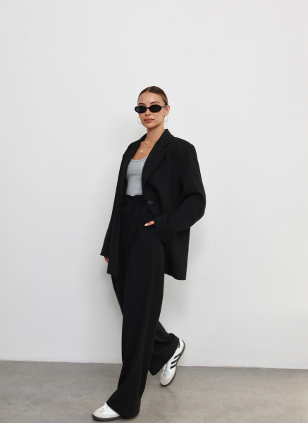 SİYAH BELDEN BAĞLAMALI PANTOLON