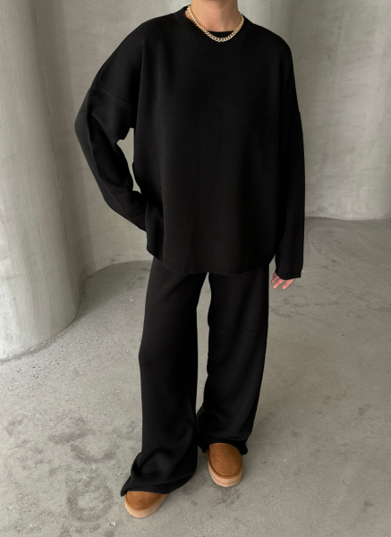 SİYAH BİSİKLET YAKA TRİKO TAKIM