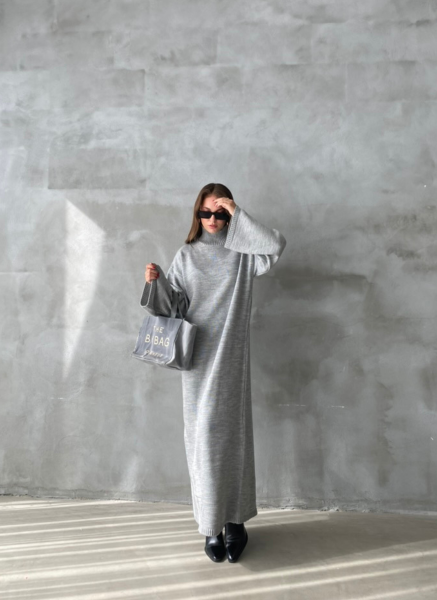 GRİ BOĞAZLI TRİKO ELBİSE