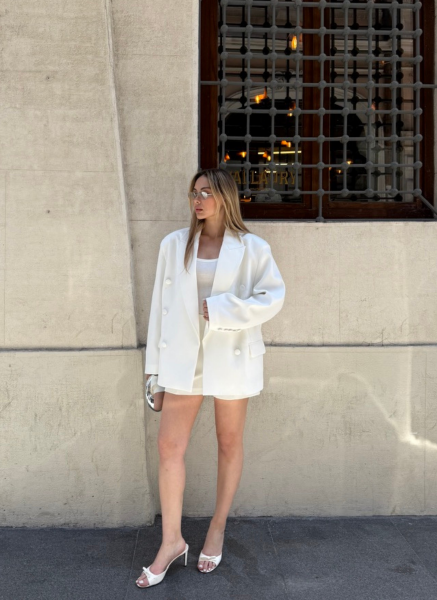 BEYAZ ŞORT BLAZER CEKET TAKIM