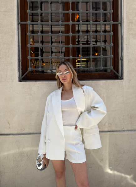 BEYAZ ŞORT BLAZER CEKET TAKIM
