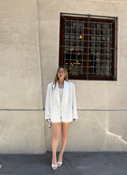BEYAZ ŞORT BLAZER CEKET TAKIM