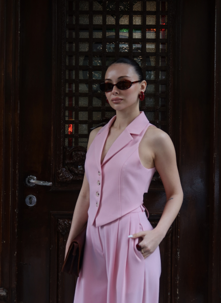 PEMBE CUT OUT YELEK
