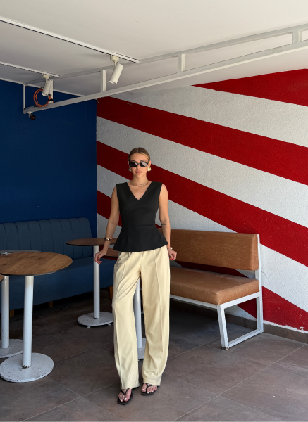 SİYAH V YAKA DOUBLE YELEK