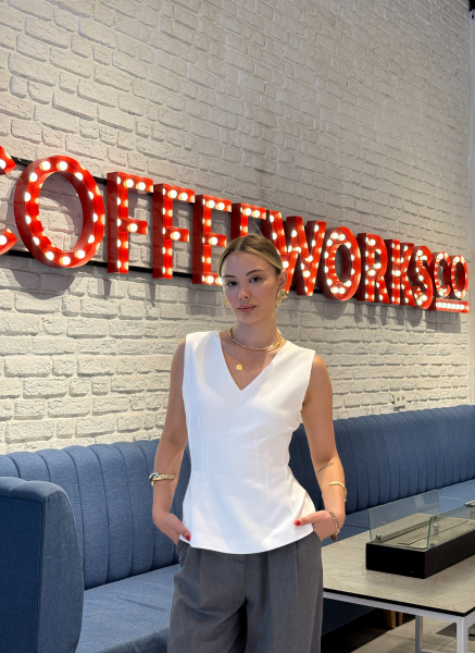 BEYAZ V YAKA DOUBLE YELEK