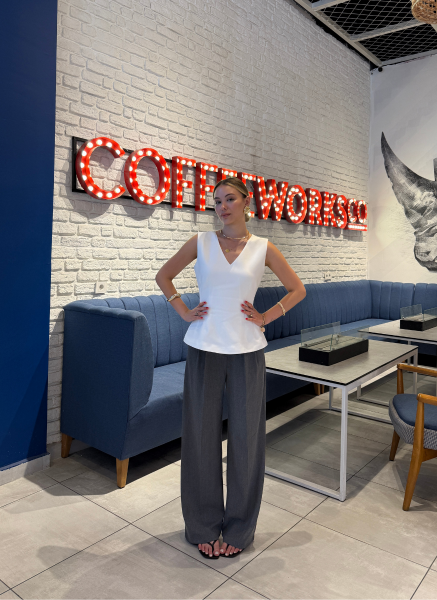 BEYAZ V YAKA DOUBLE YELEK