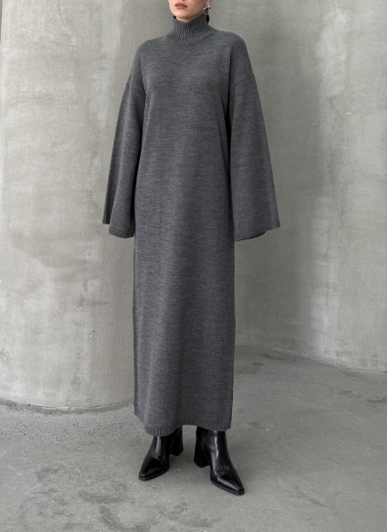 ANTRASİT BOĞAZLI TRİKO ELBİSE