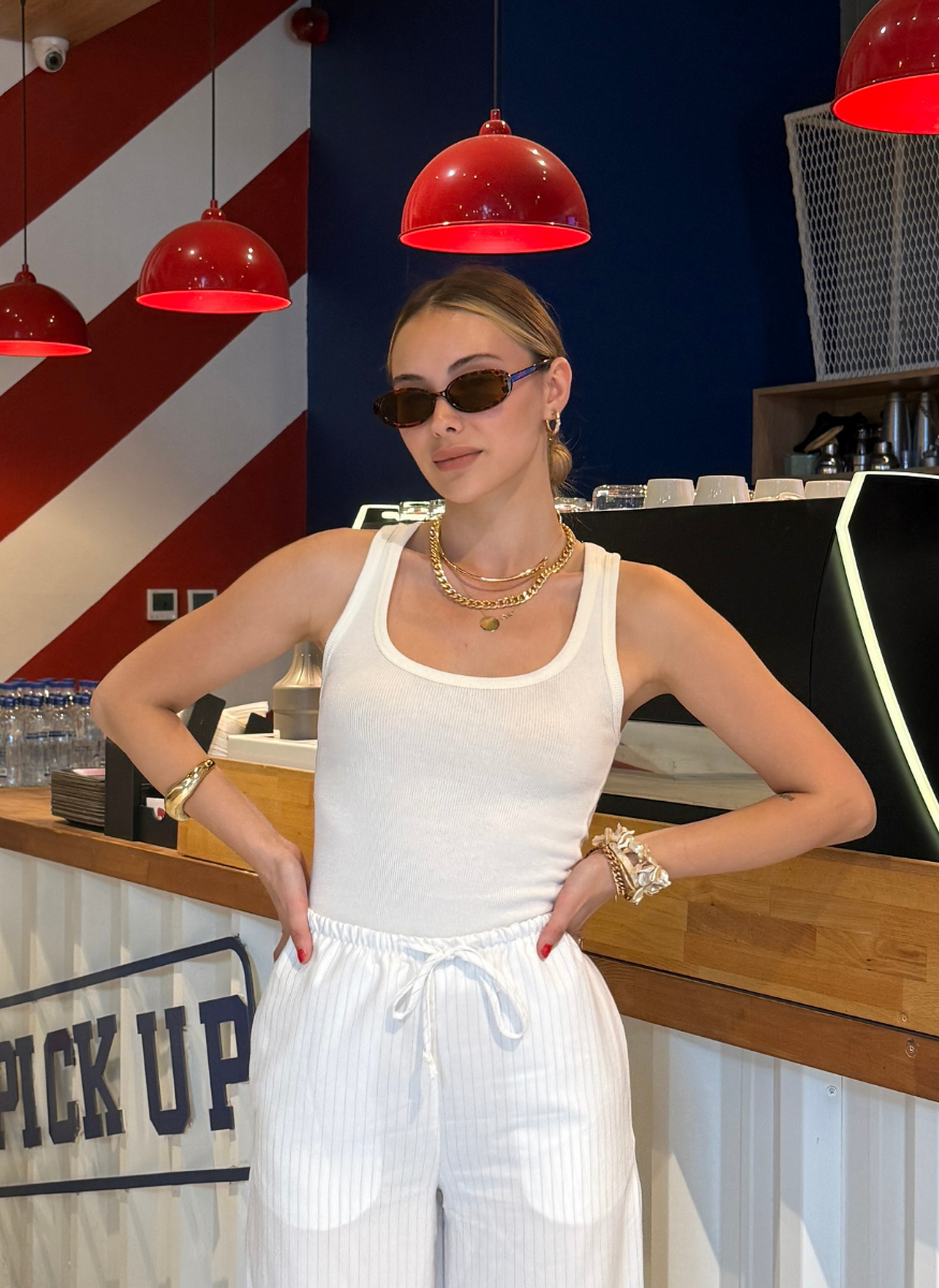 BEYAZ KAŞKORSE ATLET