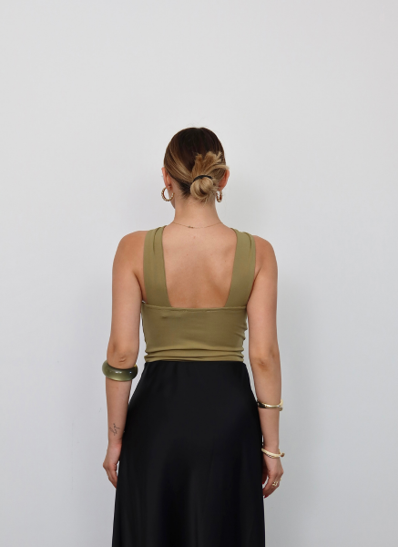 FISTIK YEŞİLİ GOLD TAKILI BLUZ