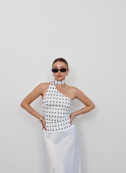 BEYAZ PUANTİYELİ BLUZ