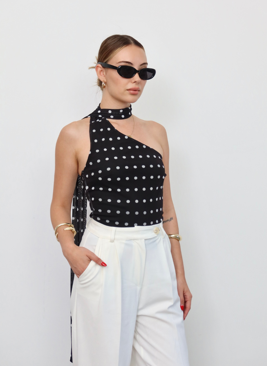 SİYAH PUANTİYELİ BLUZ