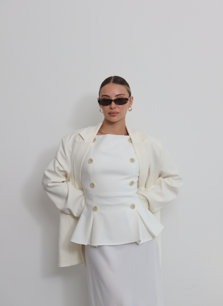 BEYAZ ÇOK DÜĞMELİ YELEK