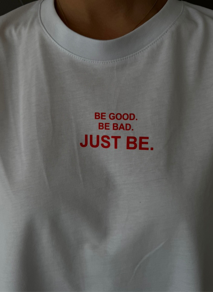 BEYAZ JUST BE T-SHIRT