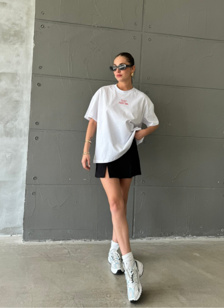 BEYAZ JUST BE T-SHIRT