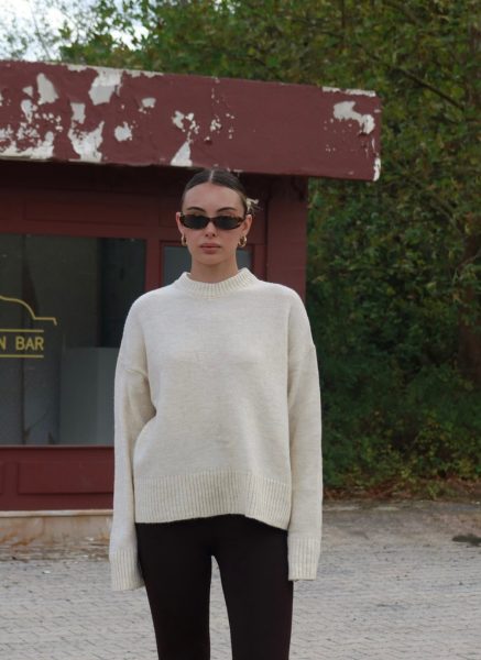 EKRU TRİKO YUMOŞ KAZAK