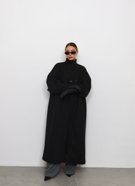 SİYAH DİK YAKA KAŞE KABAN