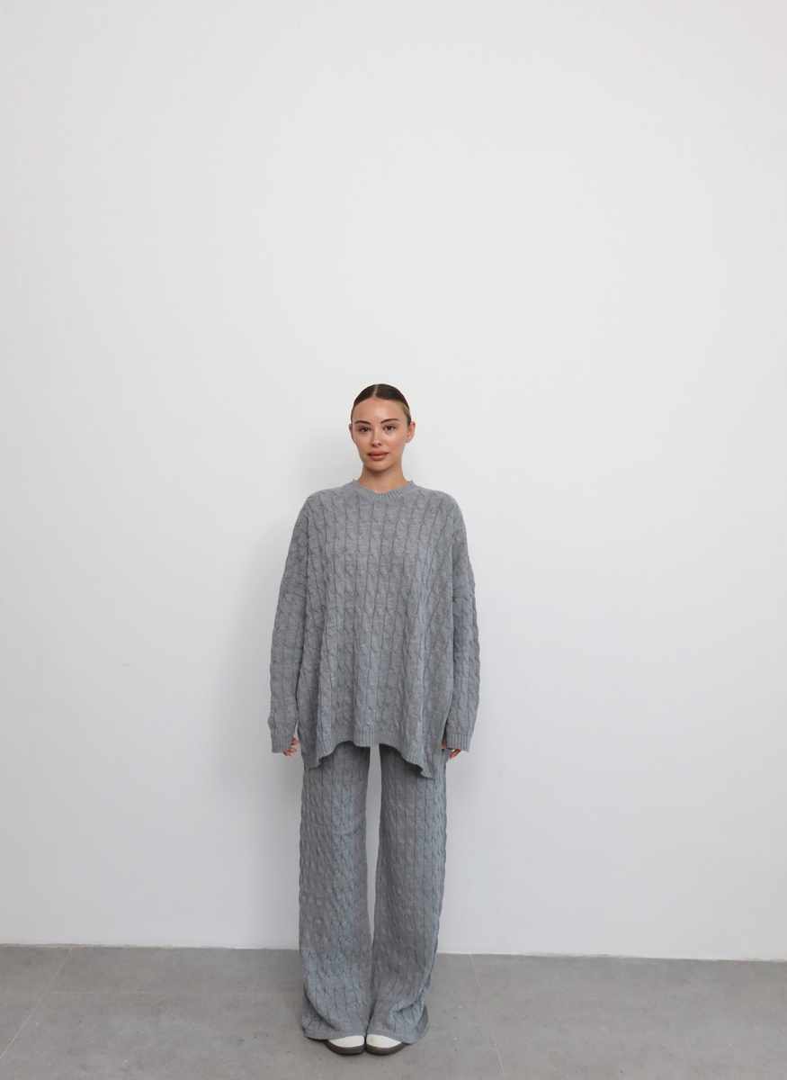 GRİ SAÇ ÖRGÜ TRİKO TAKIM