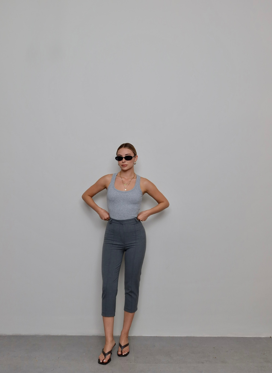 GRİ ÇIMALI KAPRİ PANTOLON