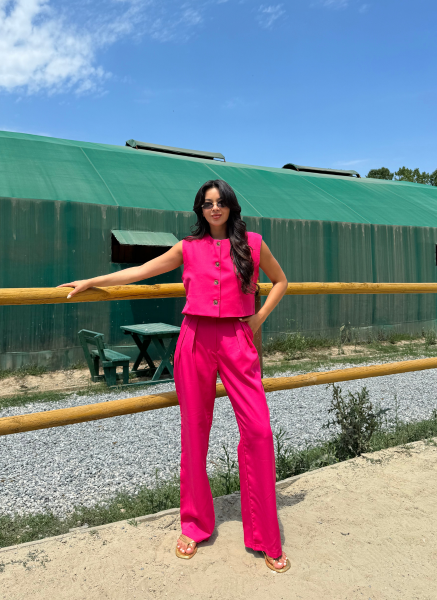 PEMBE YELEKLİ PANTOLON TAKIM