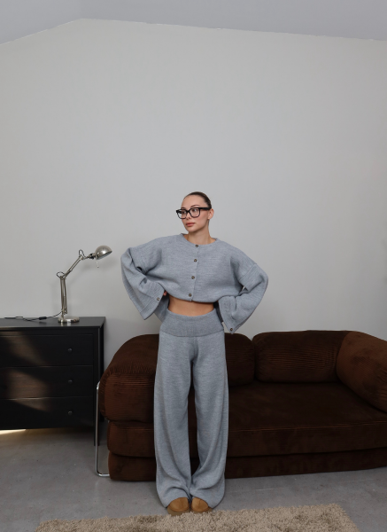 GRİ HIRKALI TRİKO TAKIM