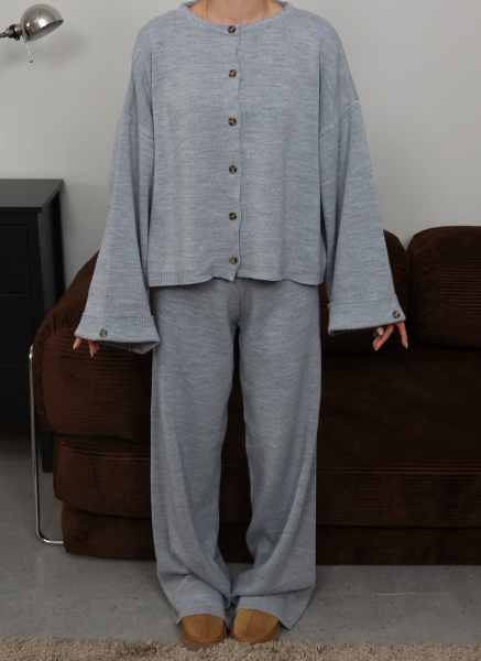 GRİ HIRKALI TRİKO TAKIM