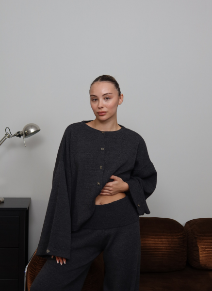 ANTRASİT HIRKALI TRİKO TAKIM