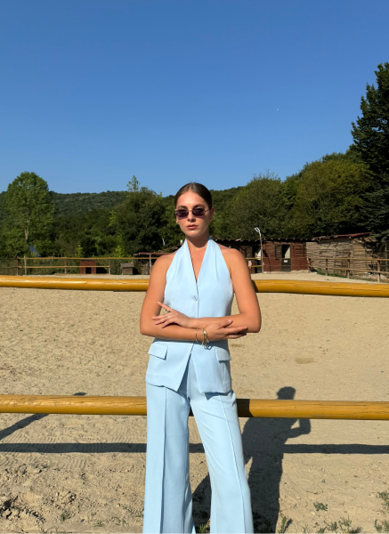 MAVİ HİLLARY TAKIM