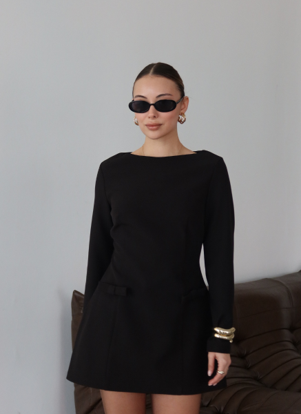 SİYAH FİYONK DETAYLI ELBİSE