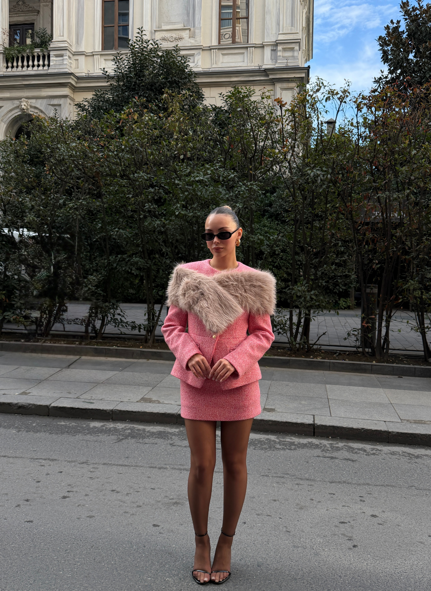 PEMBE TÜVİT CEKET ETEK TAKIMI