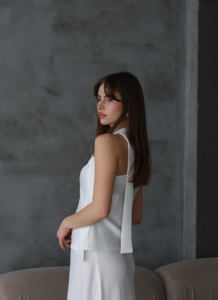 BEYAZ SATEN ŞALLI BLUZ