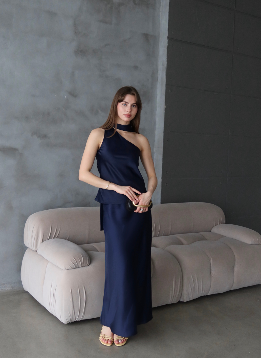LACİVERT SATEN ŞALLI BLUZ