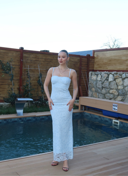 MAVİ DANTEL ELBİSE