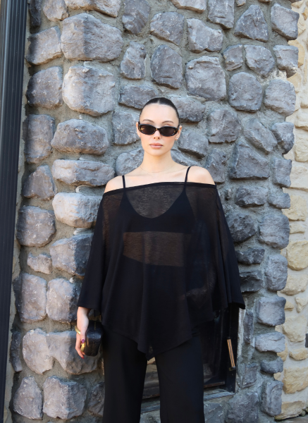 SİYAH TRANSPARAN BLUZ